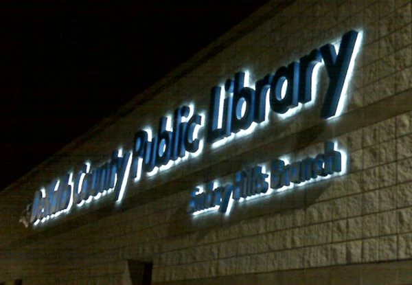  - image360-tucker-ga-edgelit-signs-DeKalb County Public Library Embory Hills Slanted